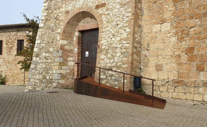 La nuova rampa di accesso al museo di murlo