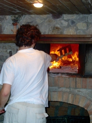 Andrea al forno del pane