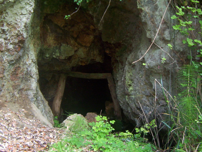 L'ingresso della miniera nel 2003